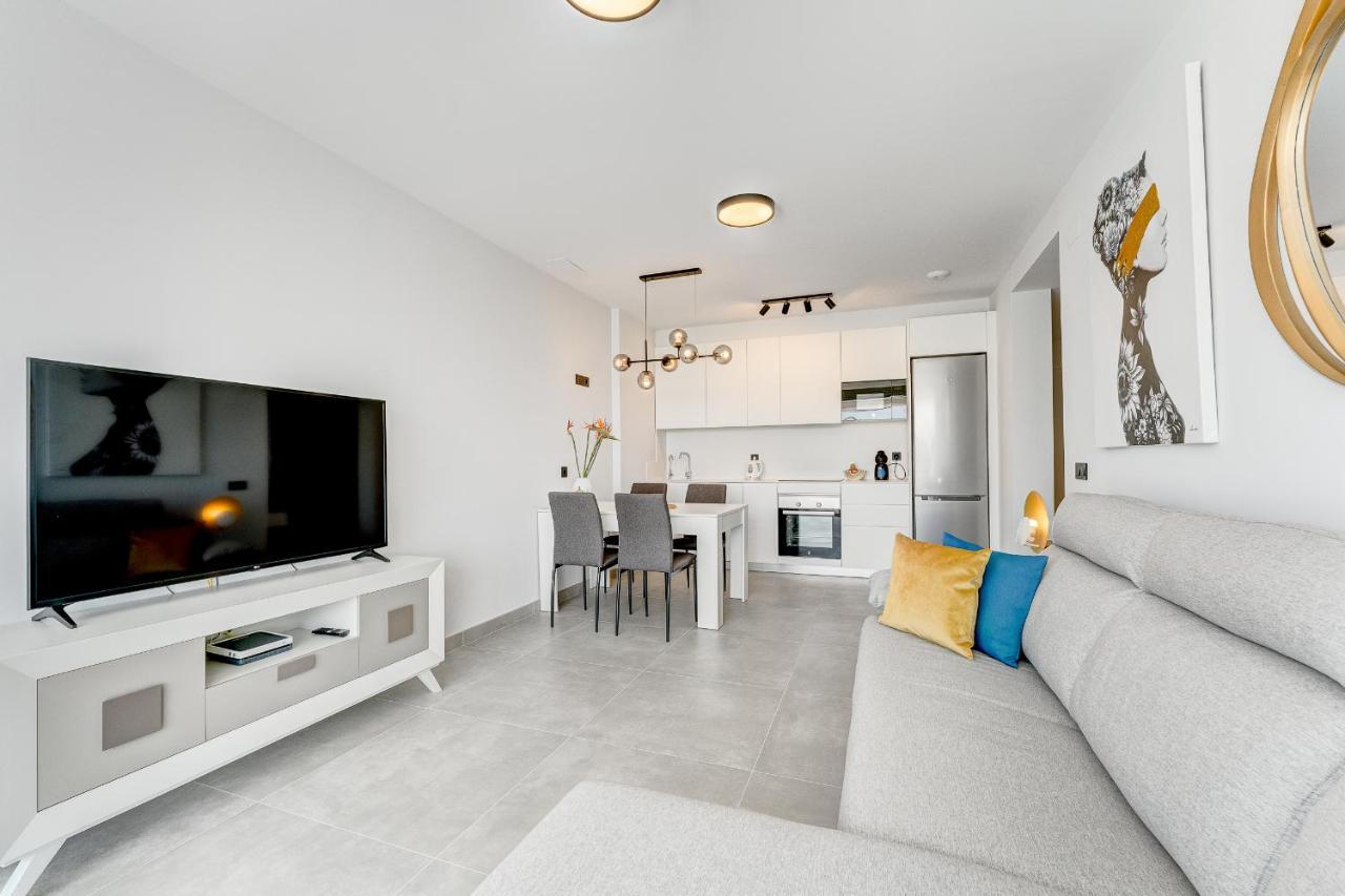 Modern New Apartment Las Terrazas De Costa Adeje. Heated Pool, Big Terrace And Private Parking Exterior foto