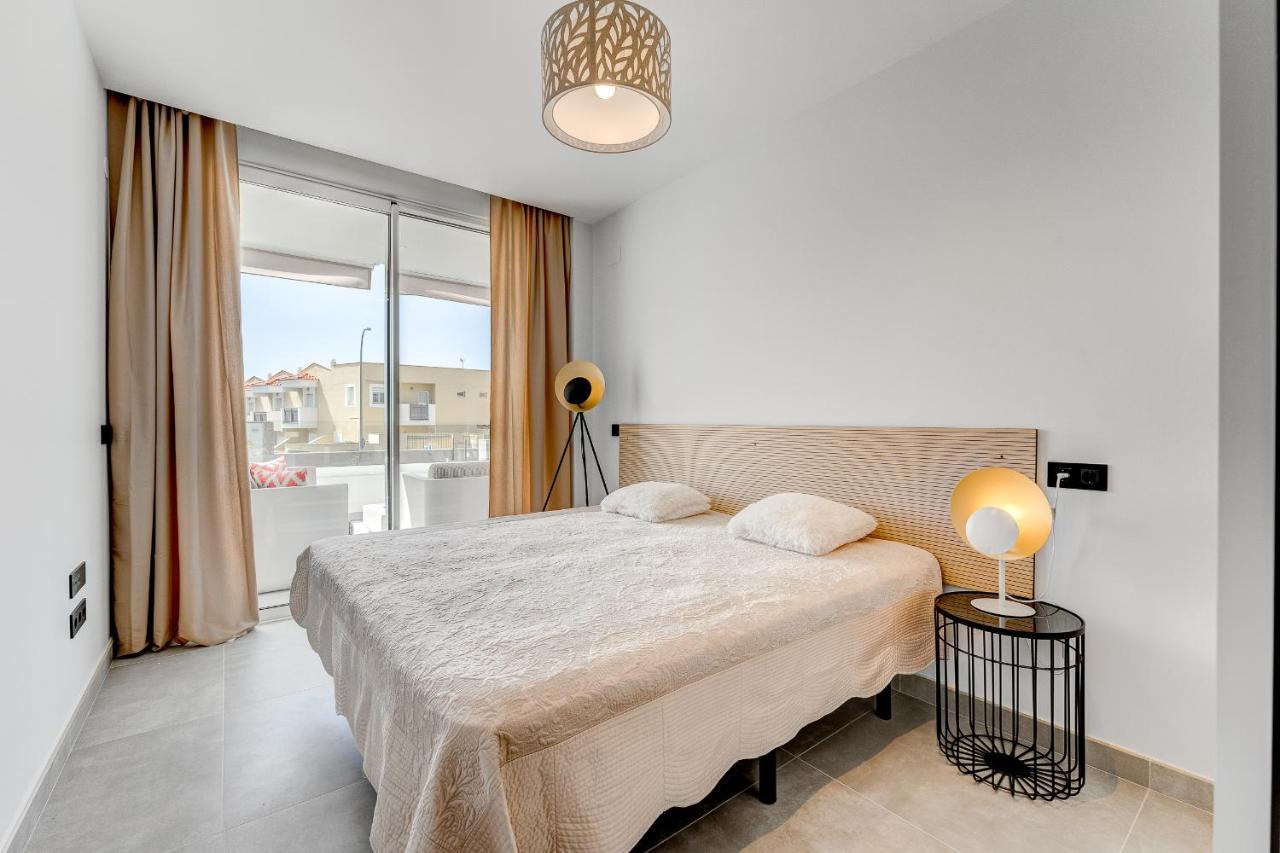 Modern New Apartment Las Terrazas De Costa Adeje. Heated Pool, Big Terrace And Private Parking Exterior foto