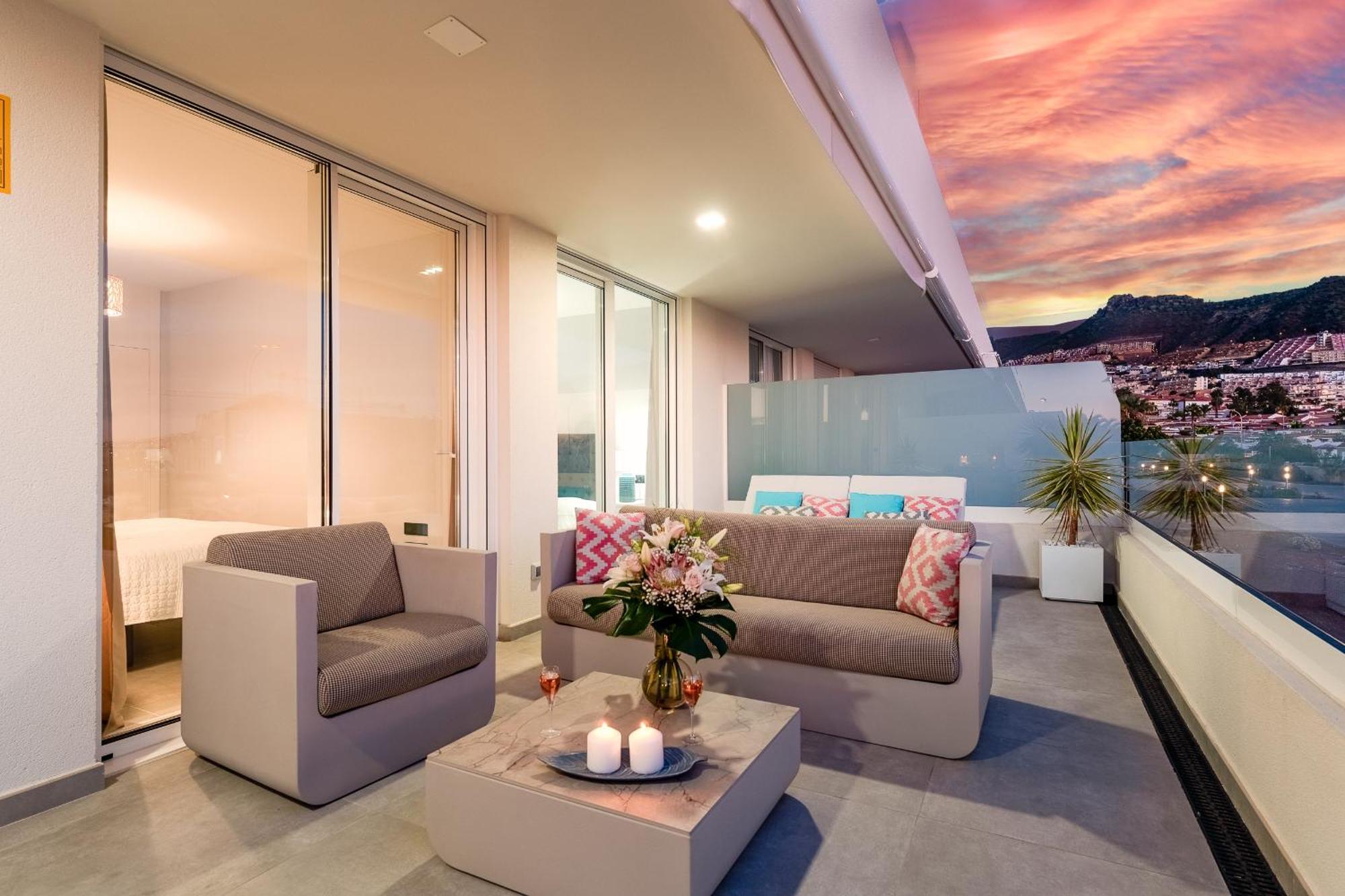 Modern New Apartment Las Terrazas De Costa Adeje. Heated Pool, Big Terrace And Private Parking Exterior foto